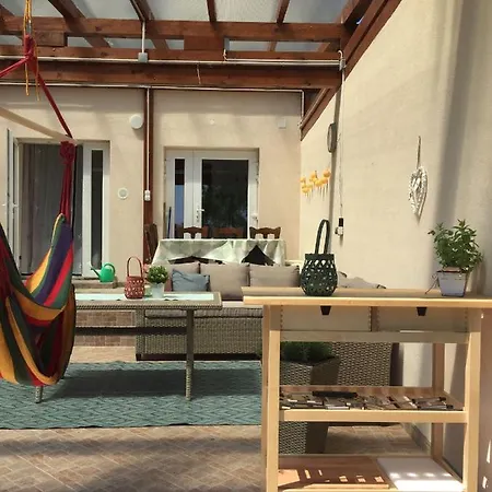 Napsugár50 Apartman Fonyód